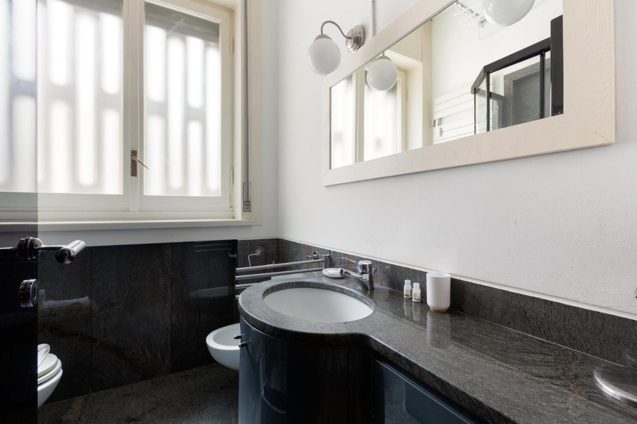 Buonarroti Bright Apartment Milano Exteriör bild
